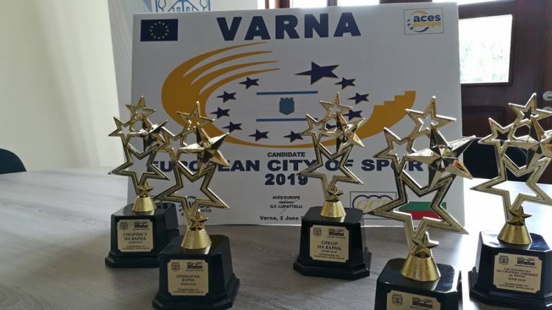 Номинираните от спортно училище в анкетата "Спортист на Варна" за юли`2018